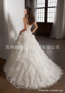 批发精美高档婚纱 外销品质与来样加工的综合指南